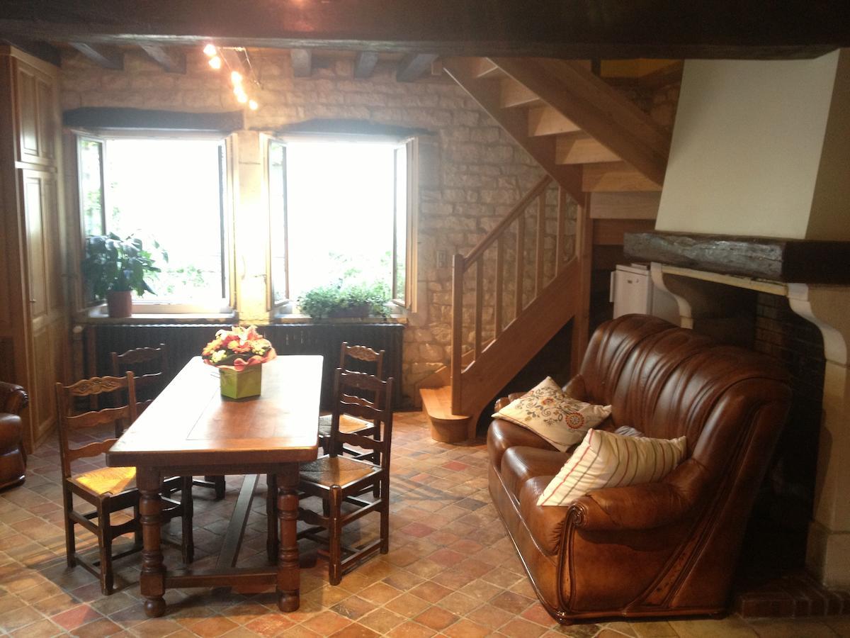 Auberge Les Tilleuls Vincelottes Exteriör bild